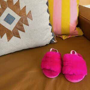 Never Worn UGG Baby Girls' Fluff Yeah Slide Slipper